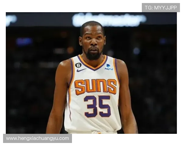 杜兰特谈更衣室角色：成为队友们可以依赖的信任之源